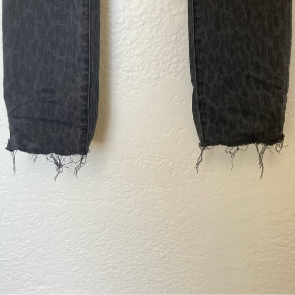 MOTHER High Waisted Looker in Bad Cat! Gray Cheetah Print, Size 25 - Picture 8 of 8